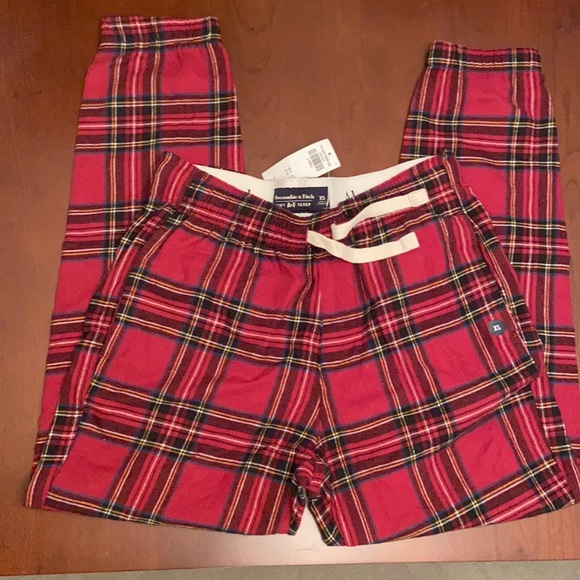 Abercrombie Red Plaid Flannel Bottoms (NWT) - Picture 3 of 3